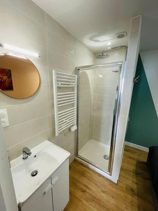 Le Belloc- Suberbe Appartement T1 Bis - Au Calme - Terrasse - Vue Jardin 阿让 外观 照片